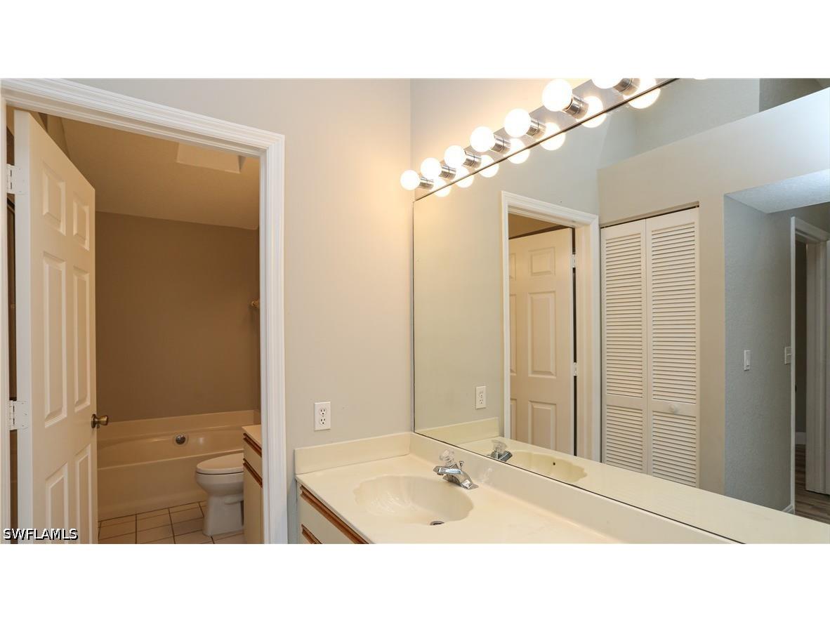 402 Emerald Bay Circle #E7 Naples FL 34110 226025399 image24