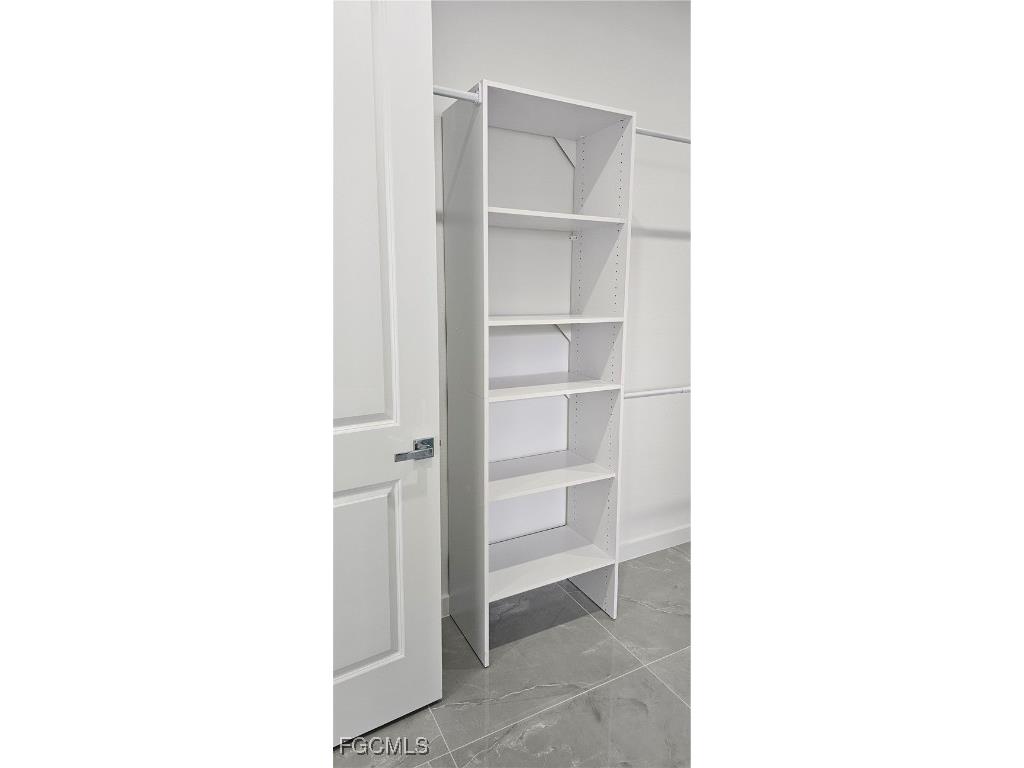 402 NW 10th Street Cape Coral FL 33993 2025007727 image16