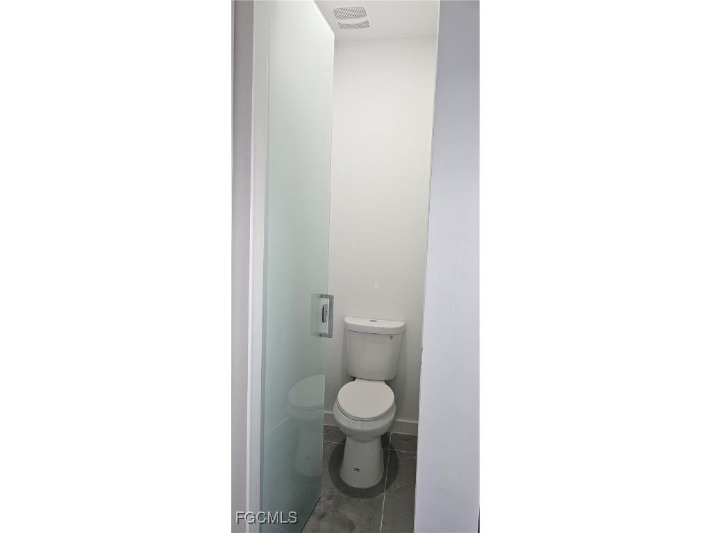 402 NW 10th Street Cape Coral FL 33993 2025007727 image20