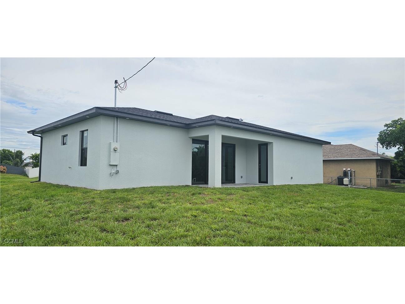 402 NW 10th Street Cape Coral FL 33993 2025007727 image4