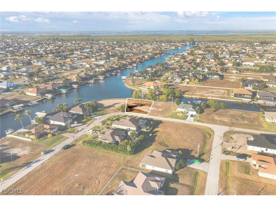 402 NW 34th Place Cape Coral FL 33993 2026007668 image4