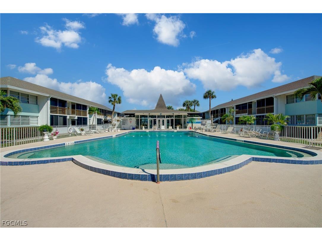 402 SE 42nd Terrace #3 Cape Coral FL 33904 2026011579 image1