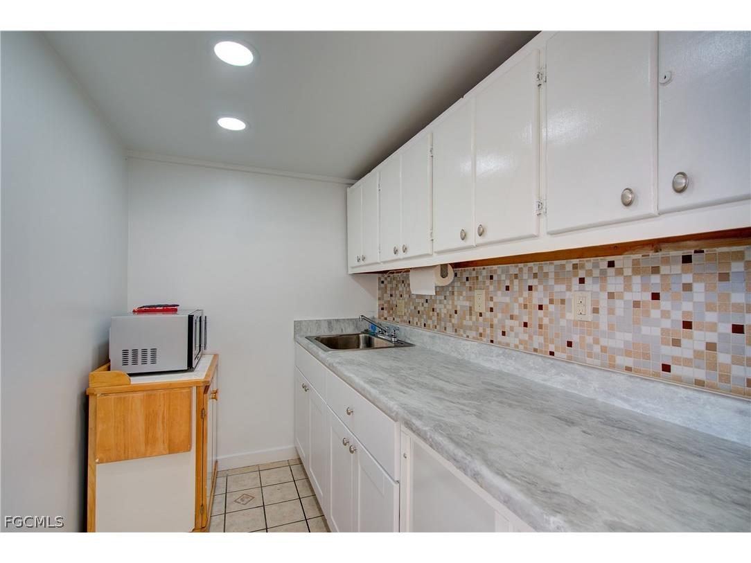 402 SE 42nd Terrace #3 Cape Coral FL 33904 2026011579 image27