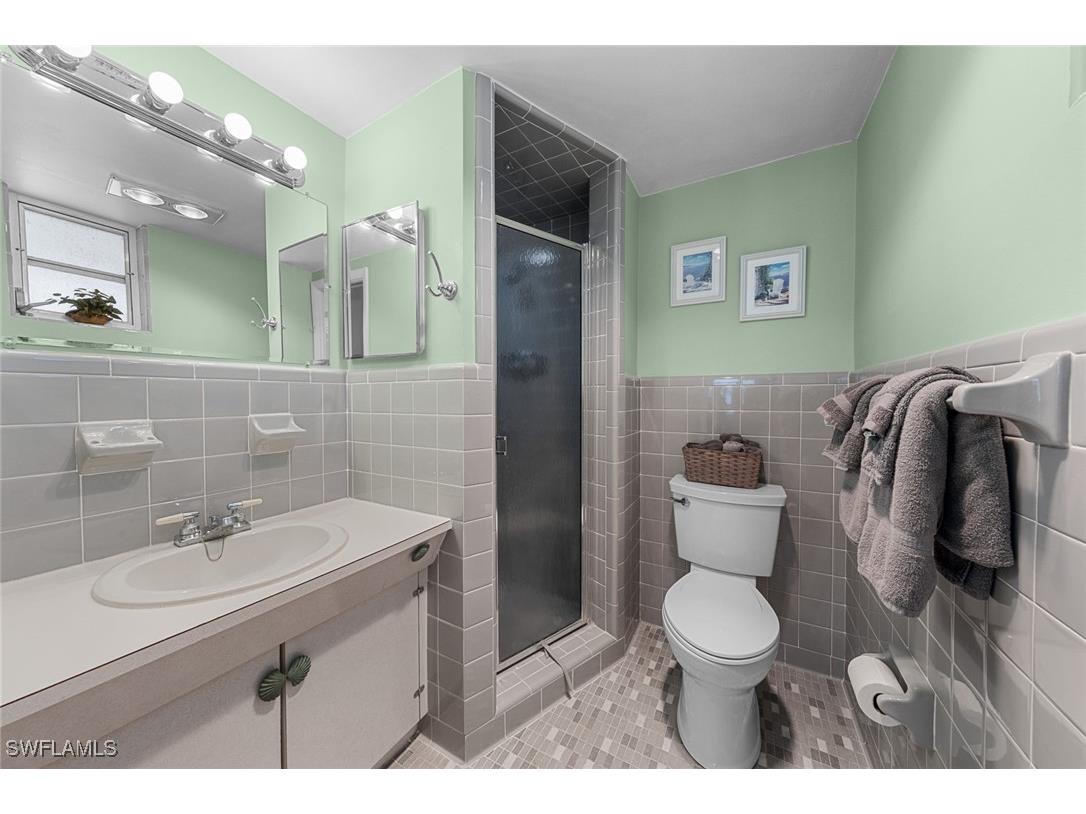 402 SE 42nd Terrace #D-7 Cape Coral FL 33904 226000522 image11