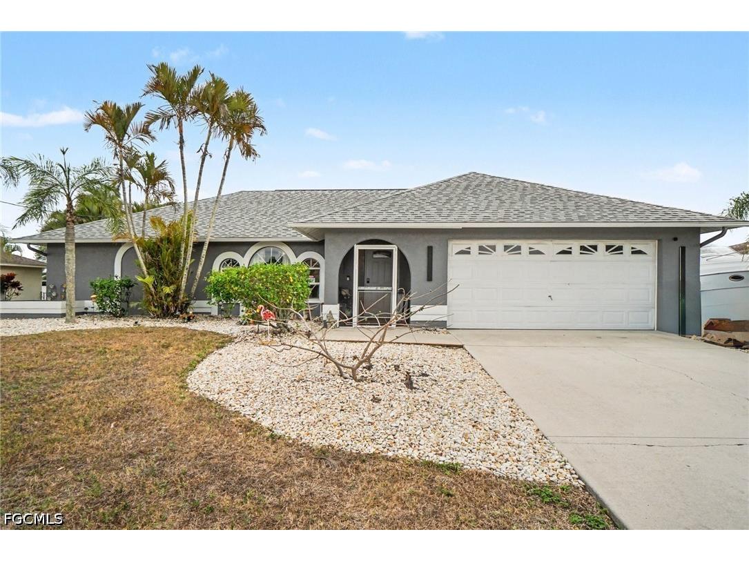 402 SE 8th Street Cape Coral FL 33990 2026013986 image1