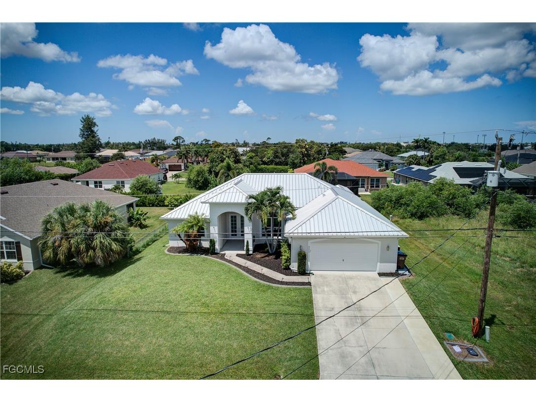 402 SW 25th Place Cape Coral FL 33991 2025006713 image1