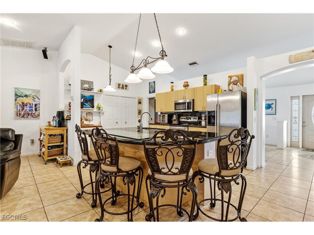 402 SW 46th Terrace Cape Coral FL 33914 2026010219 image14