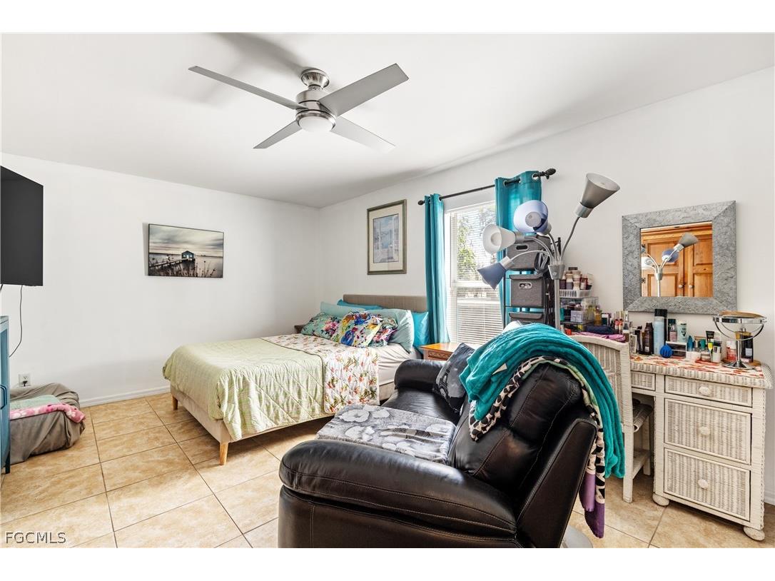 402 SW 46th Terrace Cape Coral FL 33914 2026010219 image23