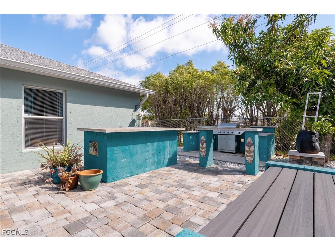 402 SW 46th Terrace Cape Coral FL 33914 2026010219 image36