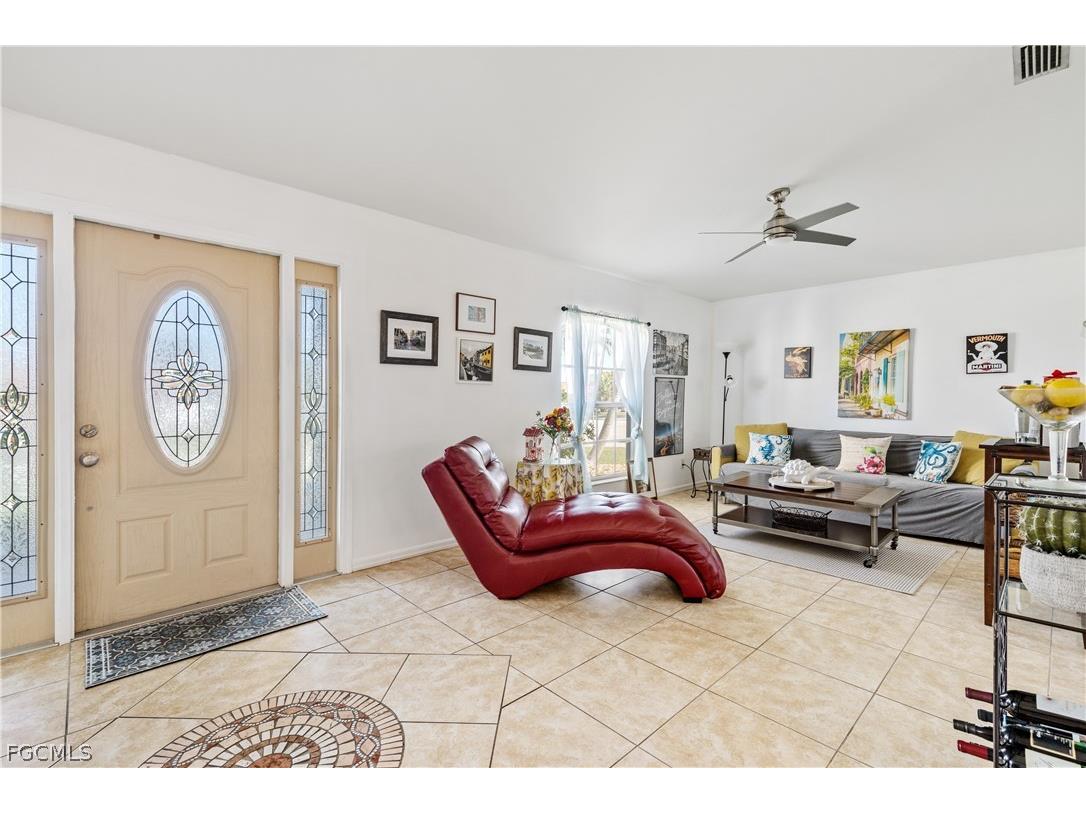402 SW 46th Terrace Cape Coral FL 33914 2026010219 image7