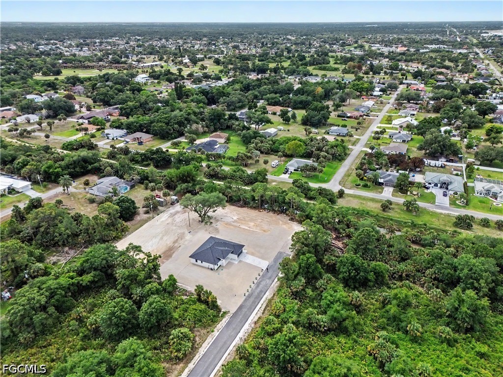 402 Thompson Avenue Lehigh Acres FL 33972 2026020008 image4