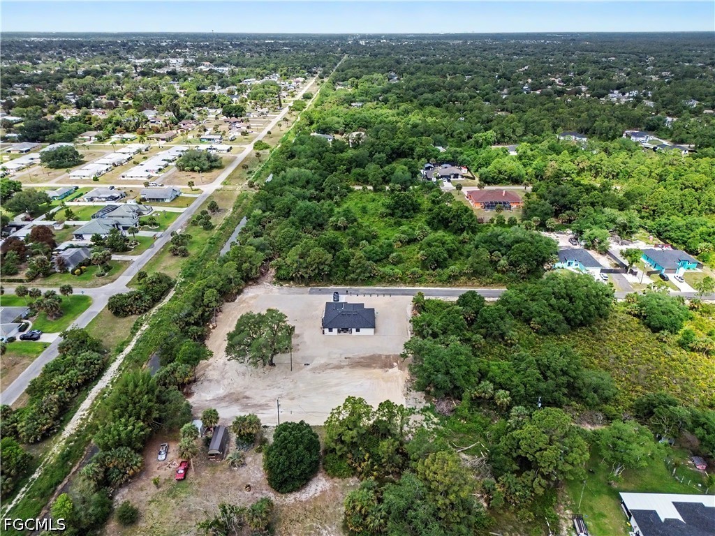 402 Thompson Avenue Lehigh Acres FL 33972 2026020008 image5