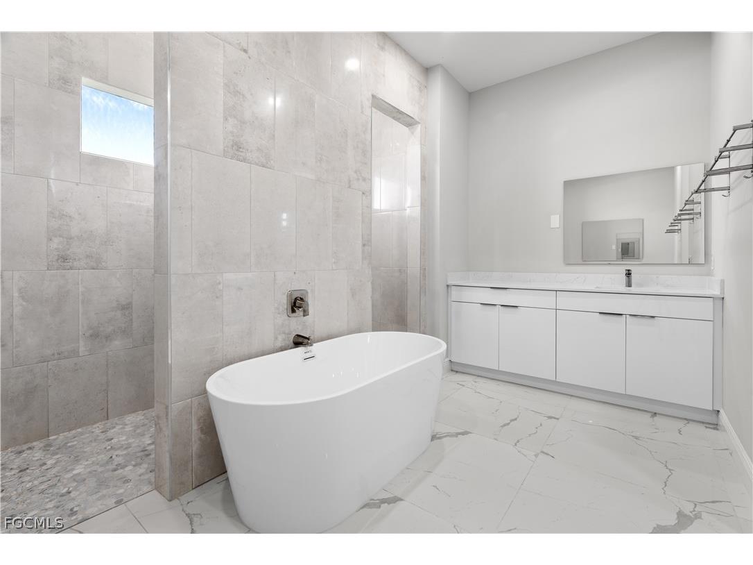 4020 NW 20th Street Cape Coral FL 33993 2026006839 image28