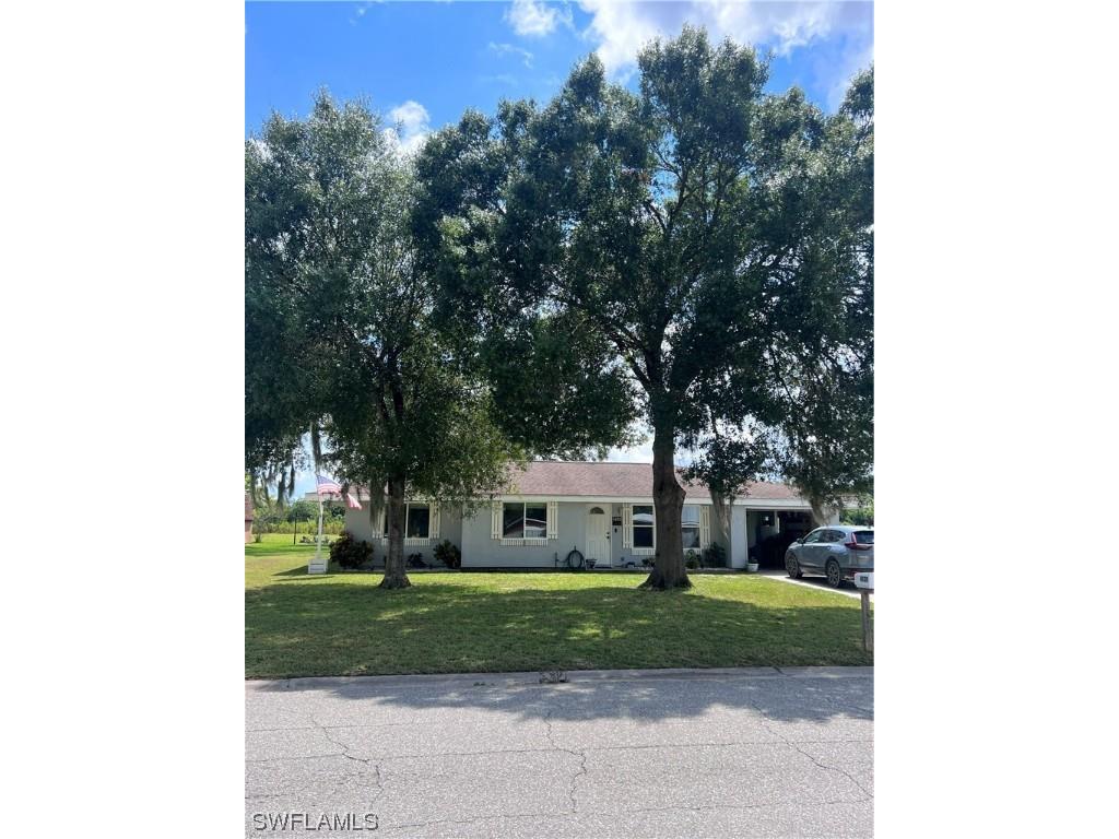 4020 Rainbow Circle Labelle FL 33935 223067879 image1