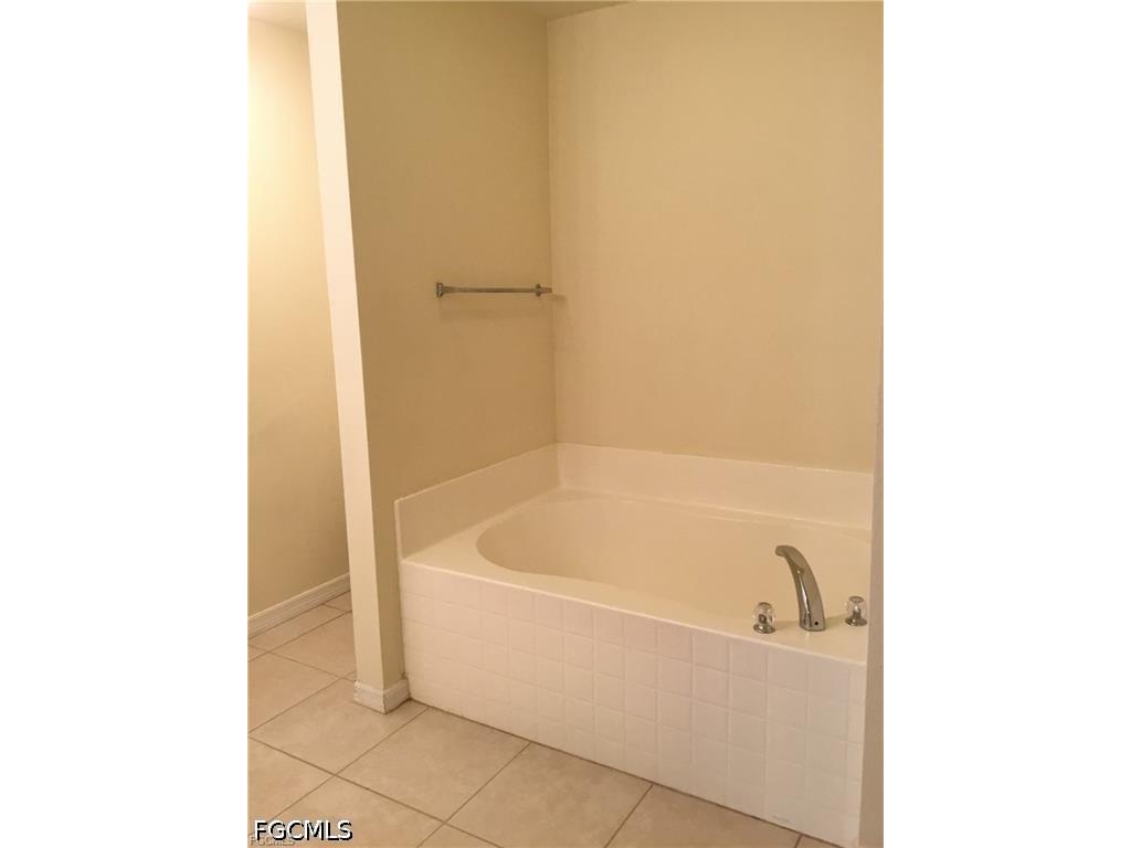 4021 28th Street SW Lehigh Acres FL 33976 2026023075 image7