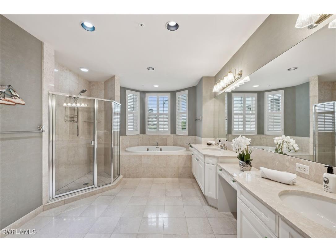 4021 Gulf Shore Boulevard N #V-16 Naples FL 34103 225005003 image13