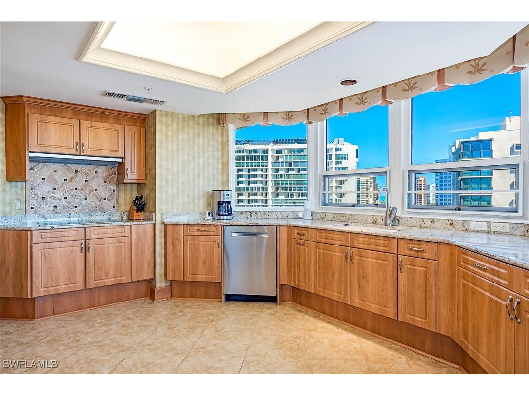 4021 Gulf Shore Boulevard N #1006 Naples FL 34103 225018571 image6