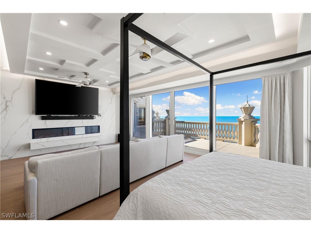 4021 Gulf Shore Boulevard N #11 Naples FL 34103 226005532 image26