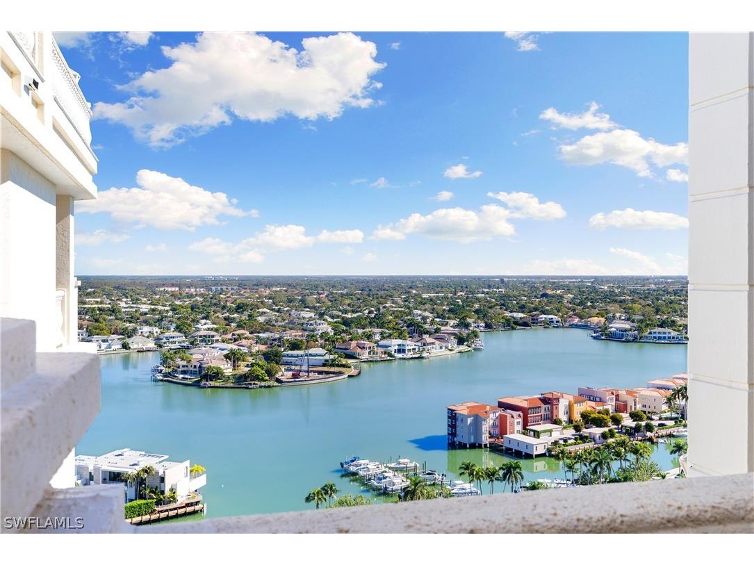 4021 Gulf Shore Boulevard N #11 Naples FL 34103 226005532 image46