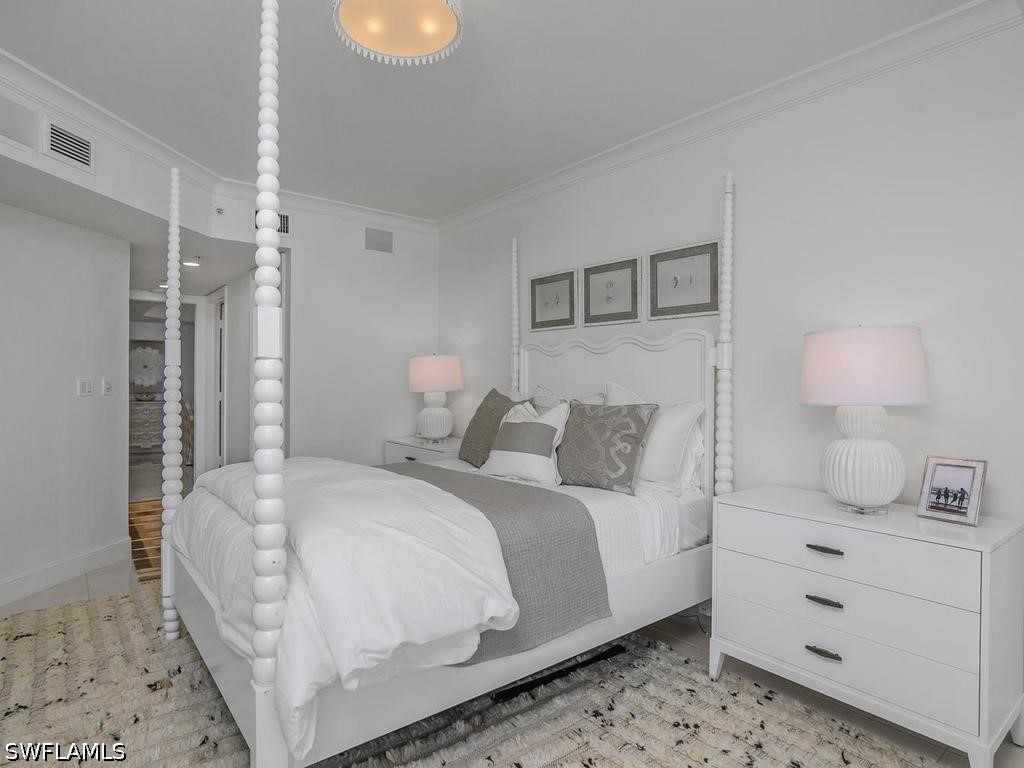 4021 Gulf Shore Boulevard N #1103 Naples FL 34103 226015252 image28