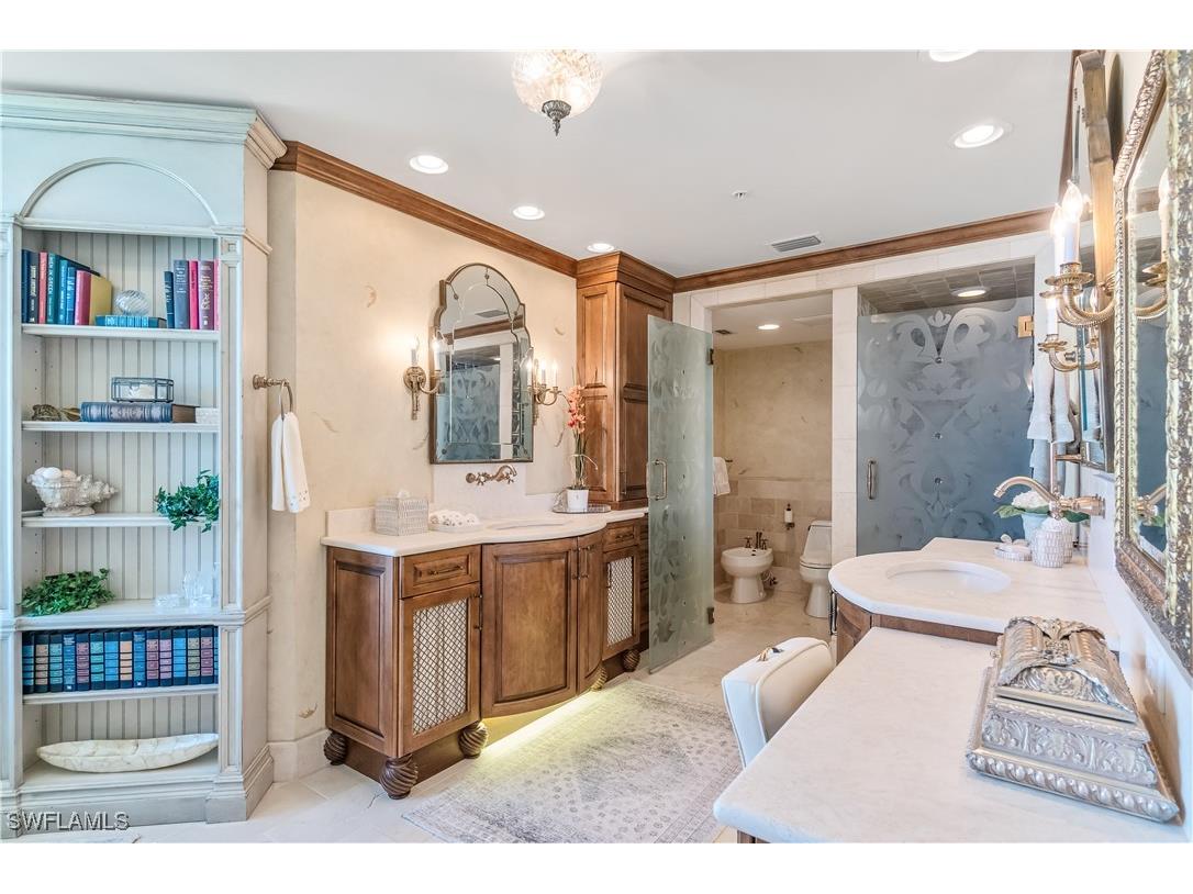 4021 Gulf Shore Boulevard N #1403 Naples FL 34103 225068709 image14