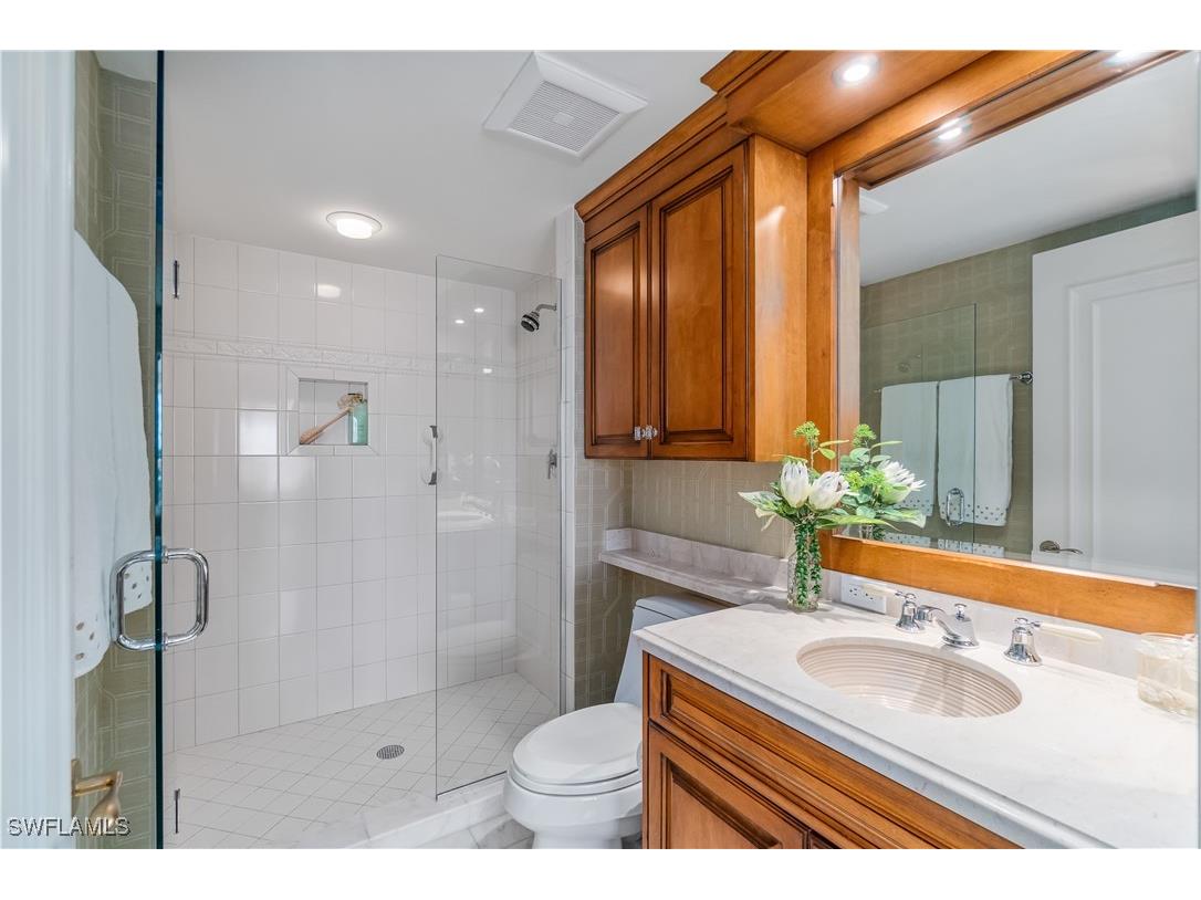 4021 Gulf Shore Boulevard N #1403 Naples FL 34103 225068709 image24