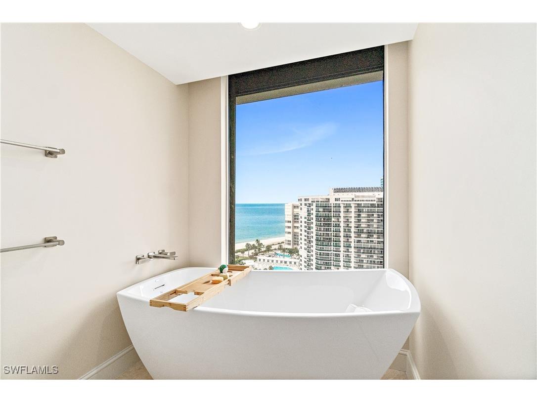 4021 Gulf Shore Boulevard N #1704 Naples FL 34103 225048673 image10