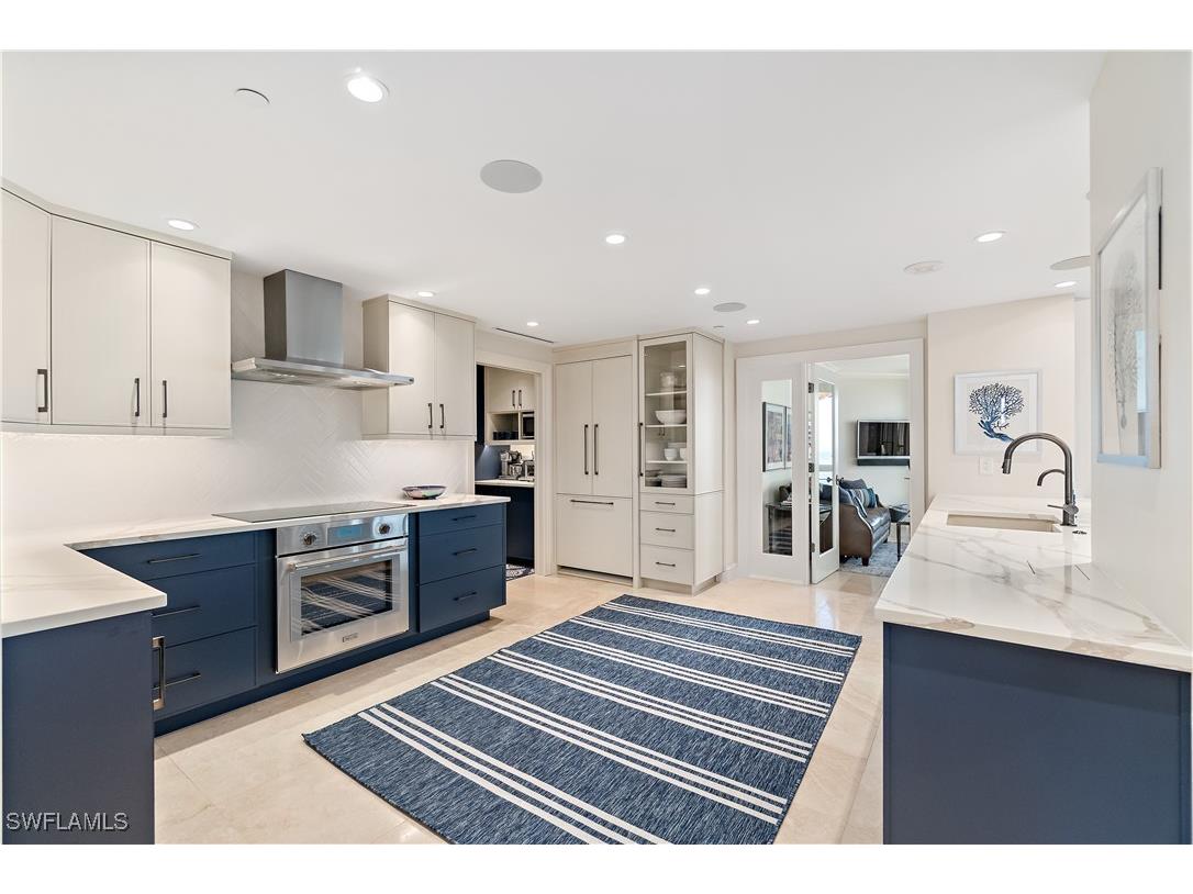 4021 Gulf Shore Boulevard N #1704 Naples FL 34103 225048673 image4