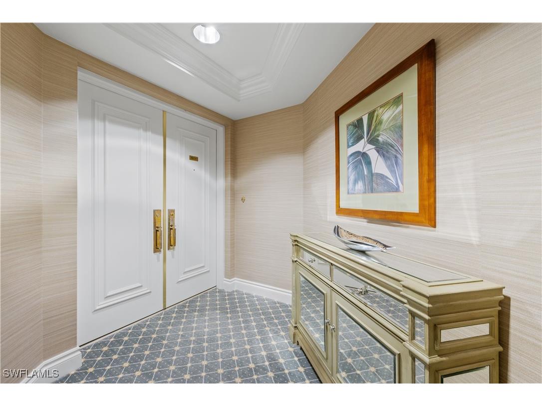 4021 Gulf Shore Boulevard N #1804 Naples FL 34103 225084706 image2