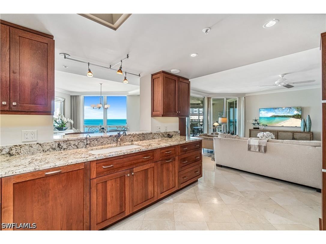 4021 Gulf Shore Boulevard N #1804 Naples FL 34103 226013722 image13
