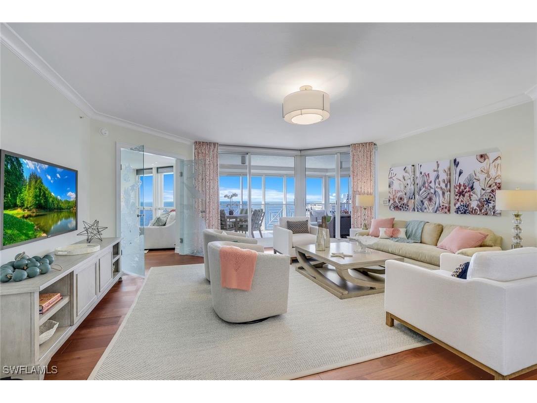 4021 Gulf Shore Boulevard N #1905 Naples FL 34103 224067012 image1