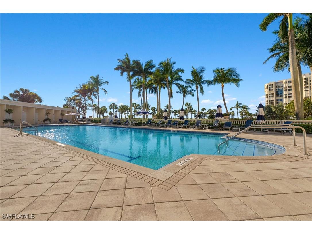 4021 Gulf Shore Boulevard N #202 Naples FL 34103 226010636 image33