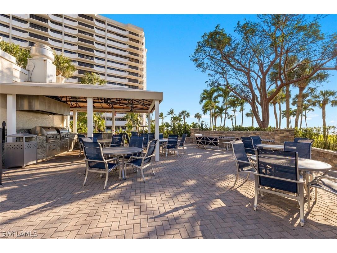 4021 Gulf Shore Boulevard N #202 Naples FL 34103 226010636 image40