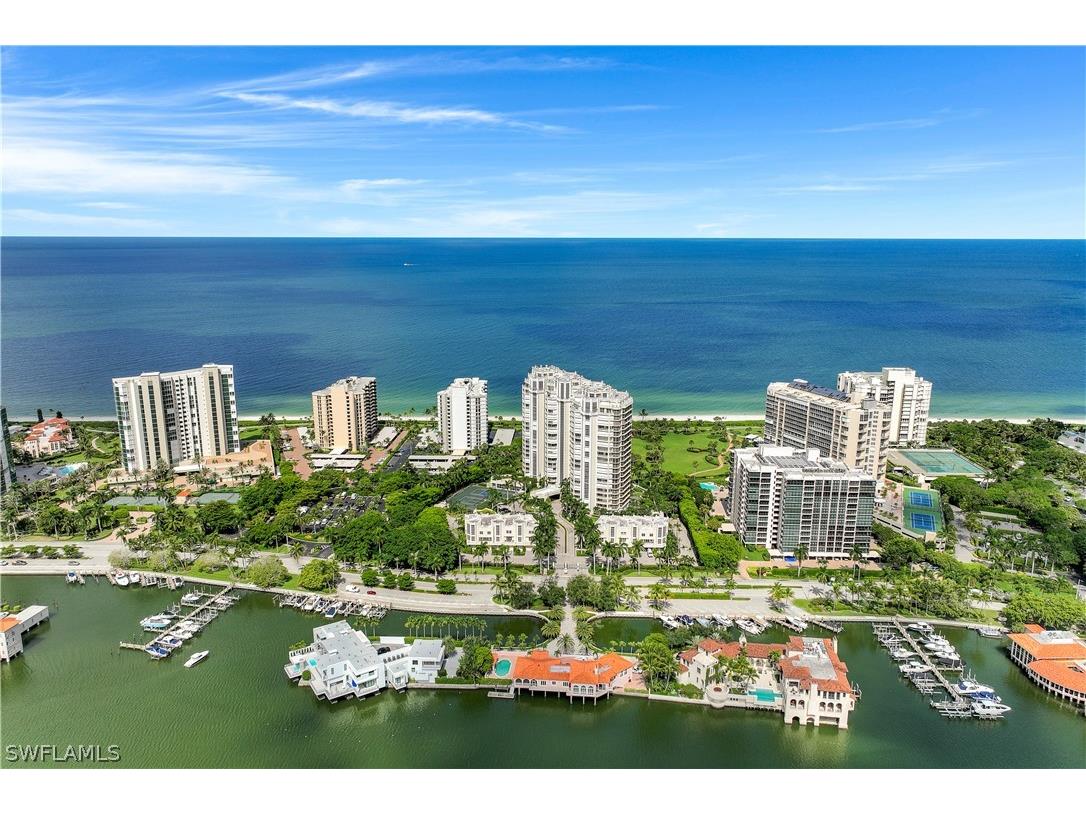 4021 Gulf Shore Boulevard N #303 Naples FL 34103 224031734 image1