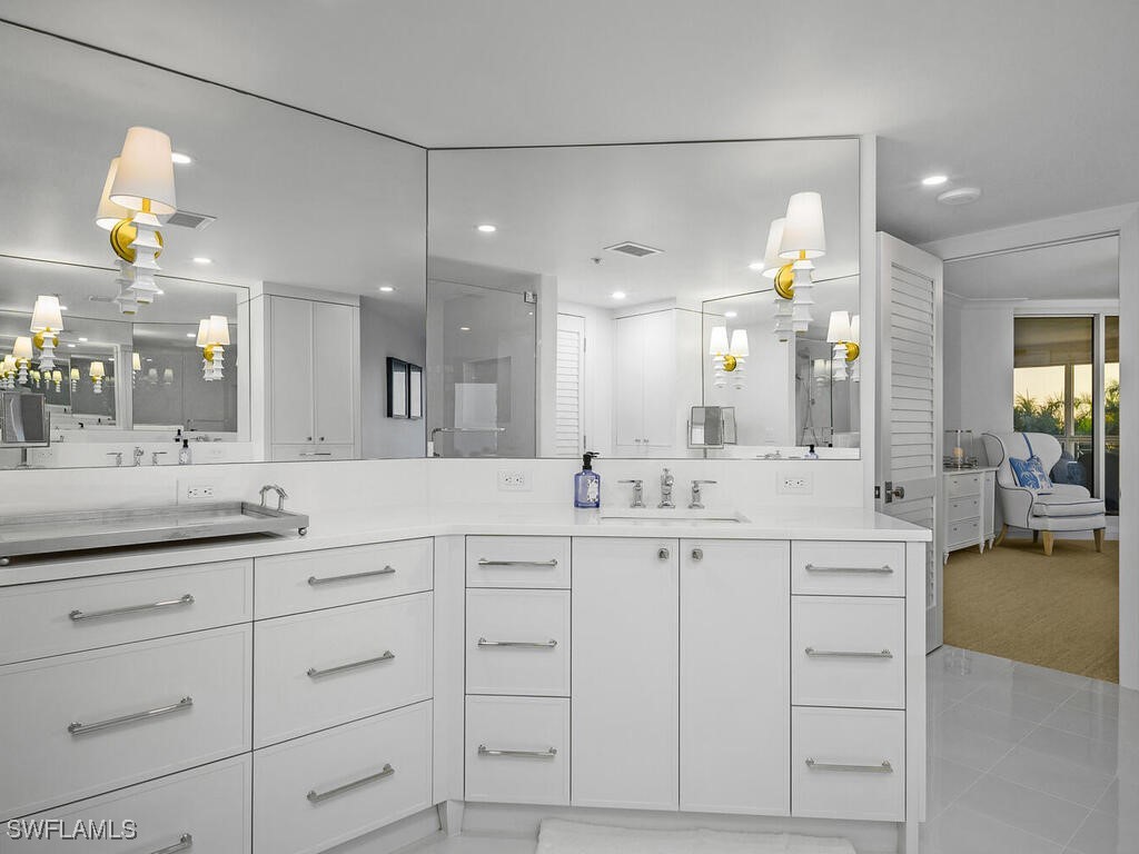 4021 Gulf Shore Boulevard N #403 Naples FL 34103 225081339 image21