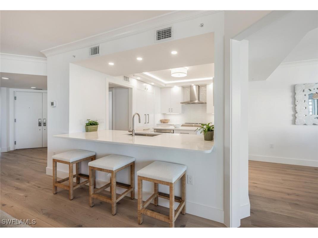 4021 Gulf Shore Boulevard N #702 Naples FL 34103 225076990 image16