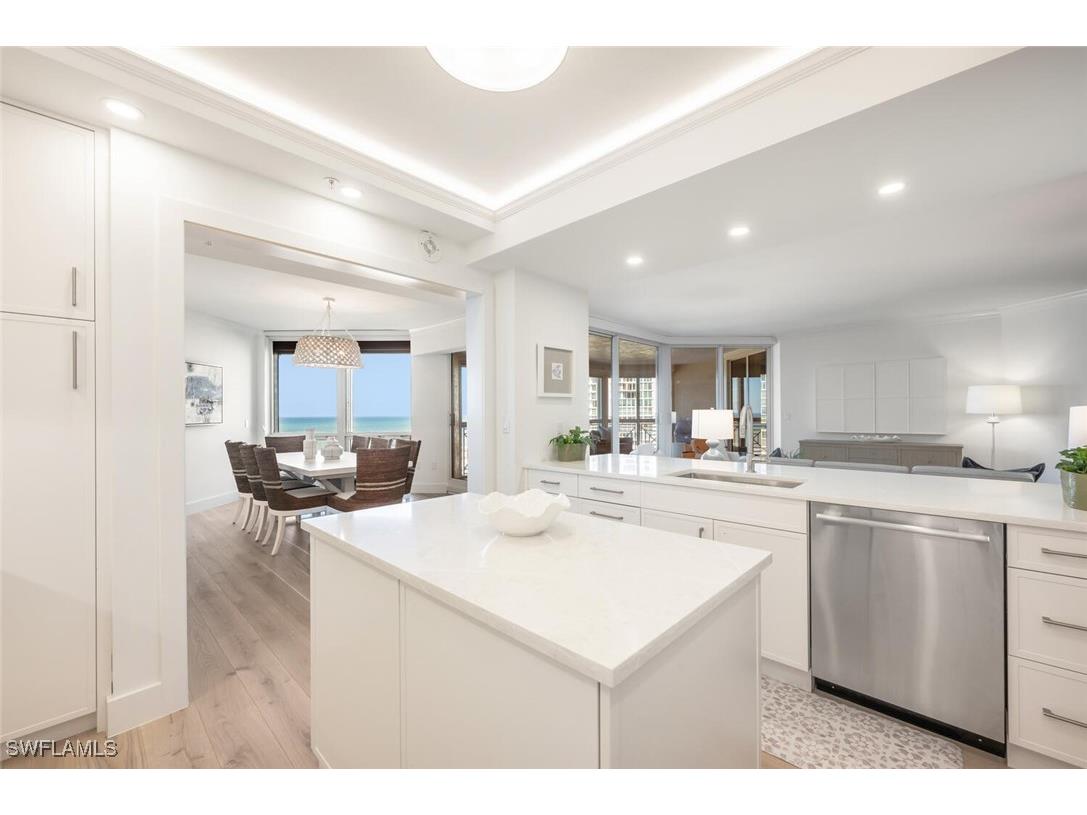 4021 Gulf Shore Boulevard N #702 Naples FL 34103 225076990 image23