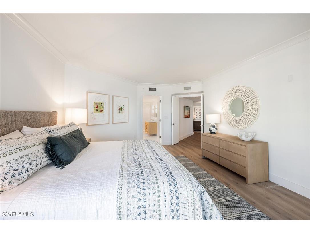 4021 Gulf Shore Boulevard N #702 Naples FL 34103 225076990 image29