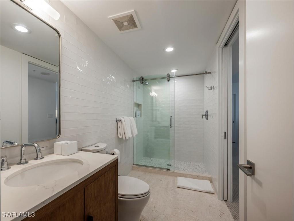 4021 Gulf Shore Boulevard N #702 Naples FL 34103 225076990 image38