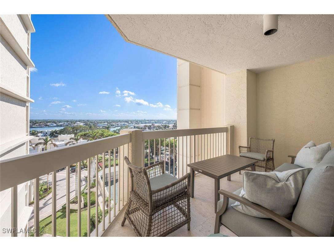 4021 Gulf Shore Boulevard N #702 Naples FL 34103 225076990 image39