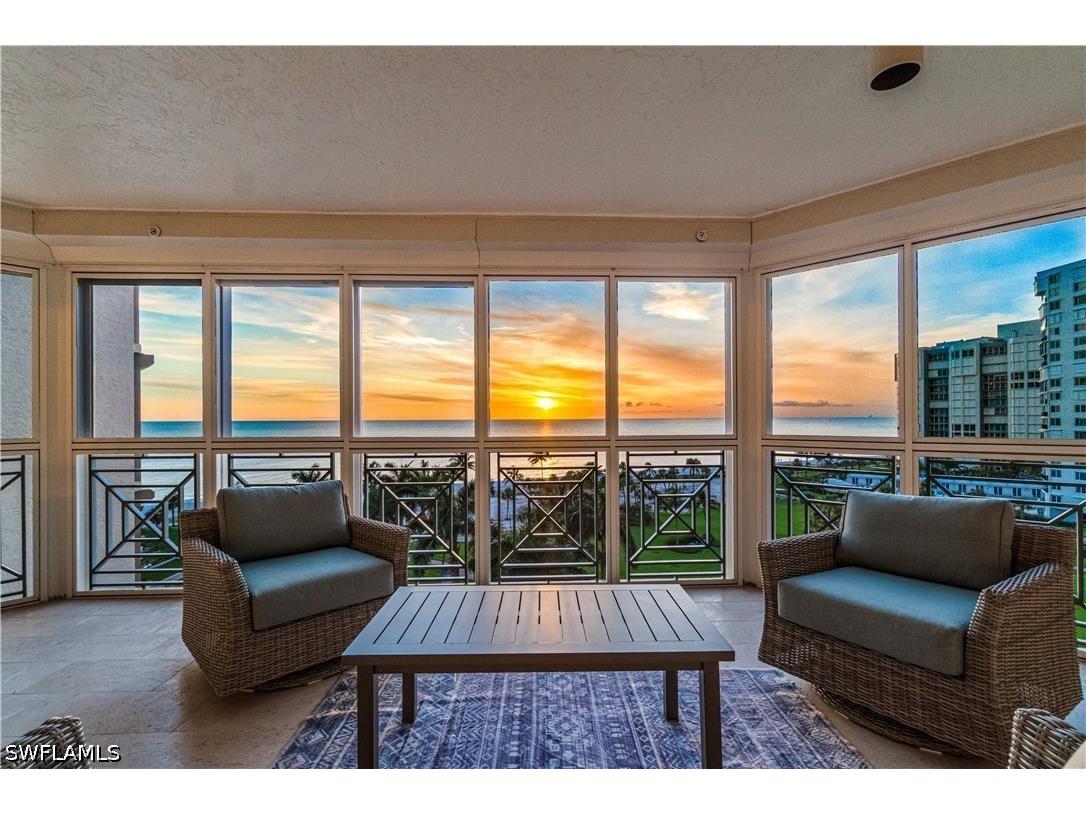 4021 Gulf Shore Boulevard N #702 Naples FL 34103 226019751 image1