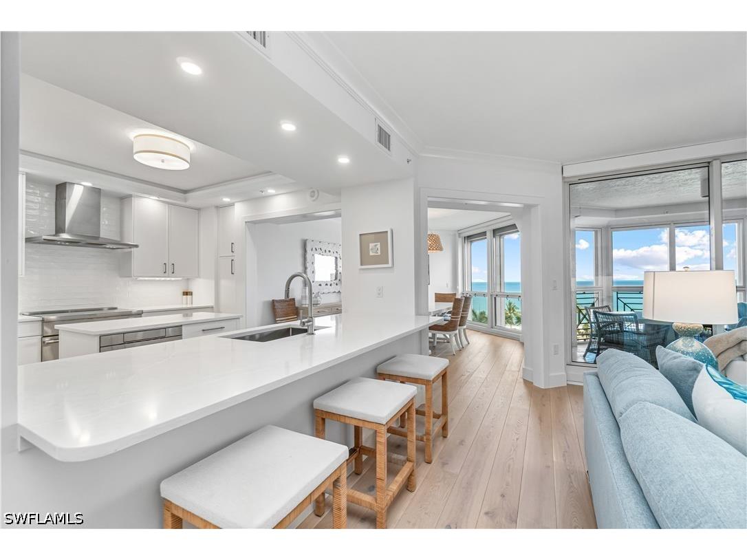 4021 Gulf Shore Boulevard N #702 Naples FL 34103 226019751 image10