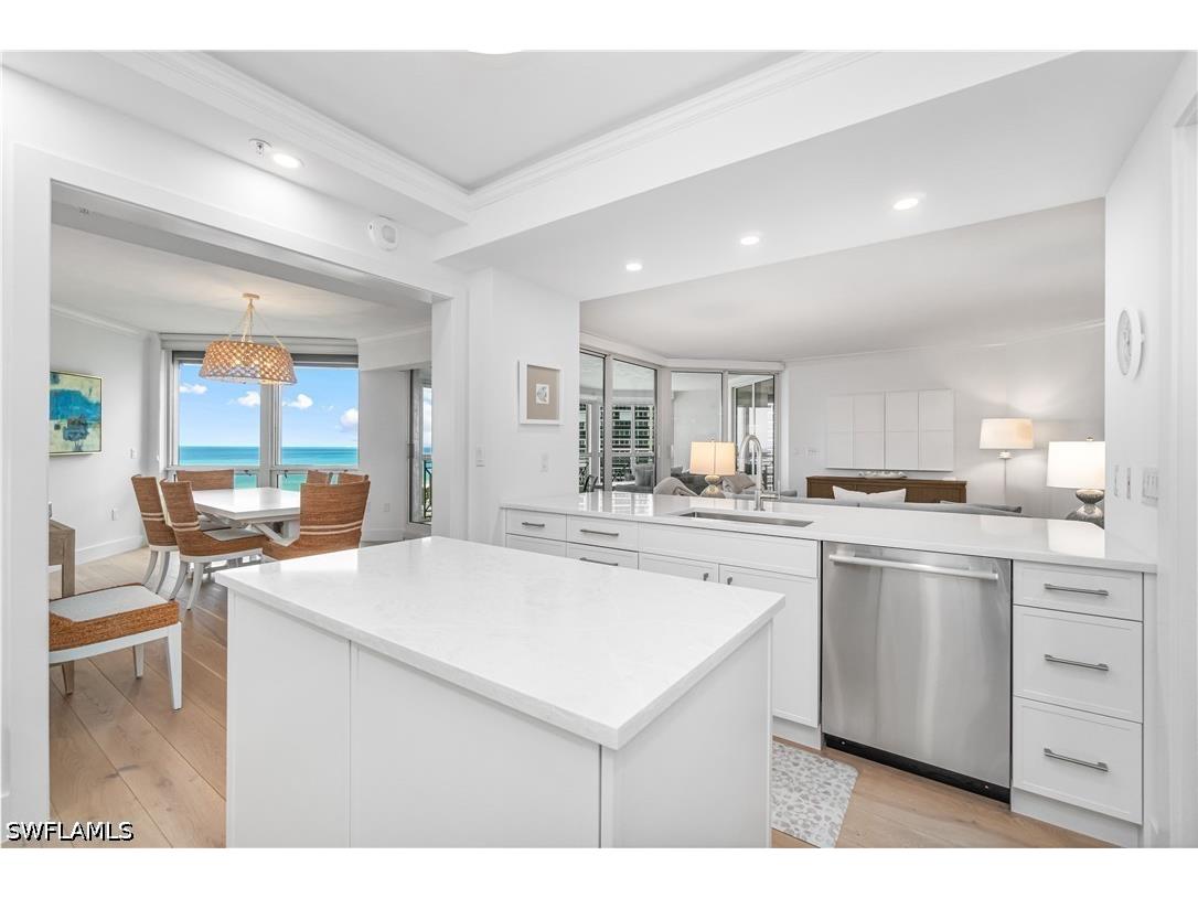 4021 Gulf Shore Boulevard N #702 Naples FL 34103 226019751 image11