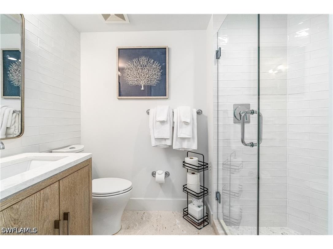 4021 Gulf Shore Boulevard N #702 Naples FL 34103 226019751 image20