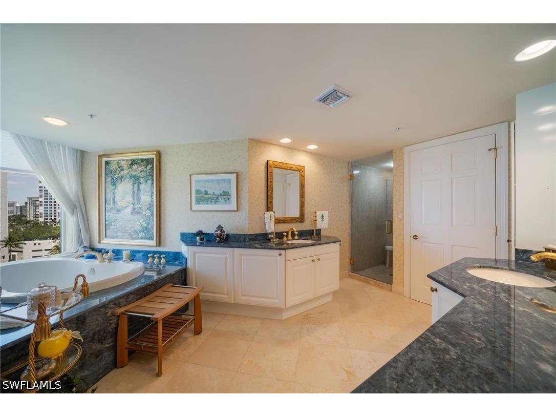 4021 Gulf Shore Boulevard N #804 Naples FL 34103 226016027 image20