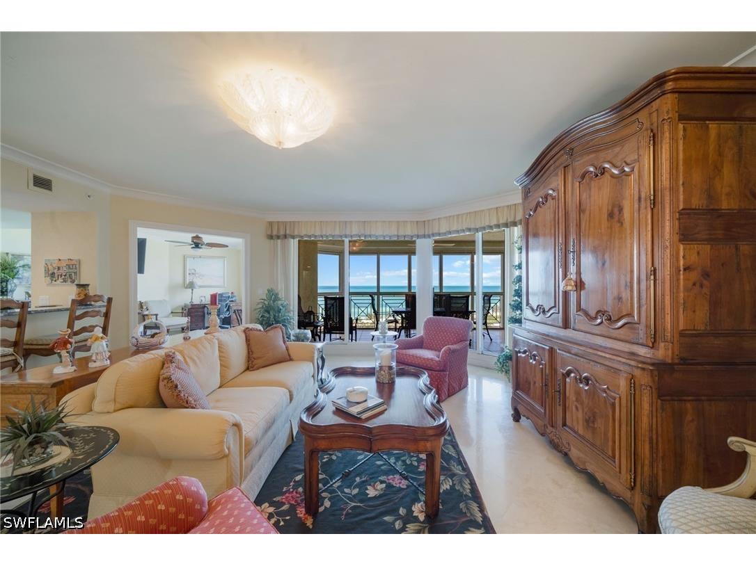 4021 Gulf Shore Boulevard N #804 Naples FL 34103 226016027 image3