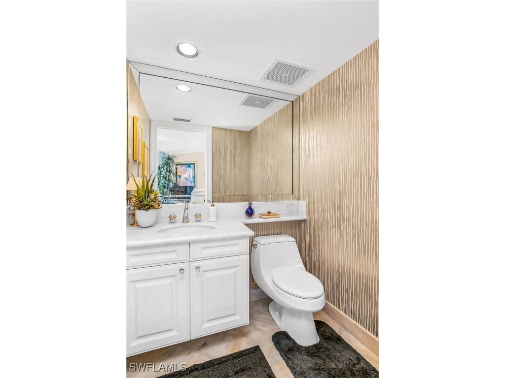 4021 Gulf Shore Boulevard N #903 Naples FL 34103 225082432 image19