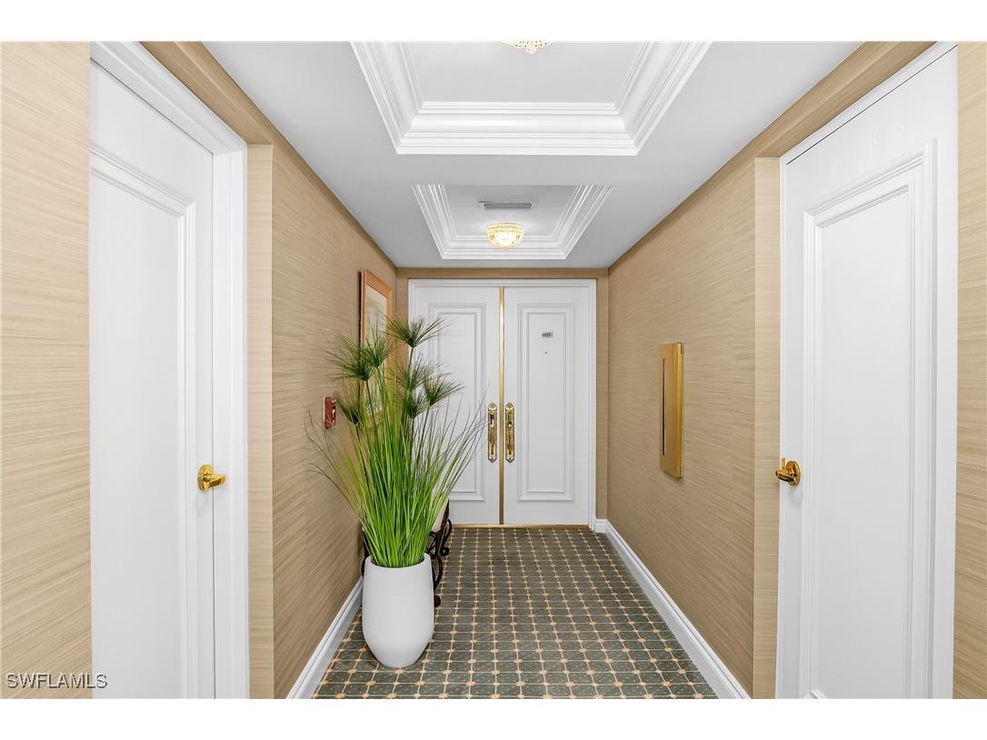 4021 Gulf Shore Boulevard N #903 Naples FL 34103 225082432 image8