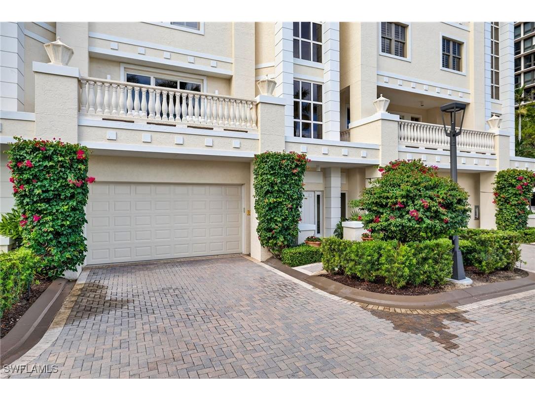 4021 Gulf Shore Boulevard N #V19 Naples FL 34103 225078688 image1