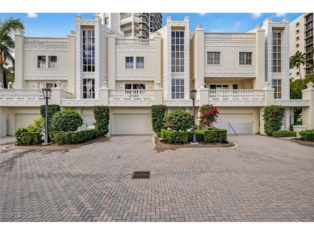 4021 Gulf Shore Boulevard N #V19 Naples FL 34103 225078688 image2